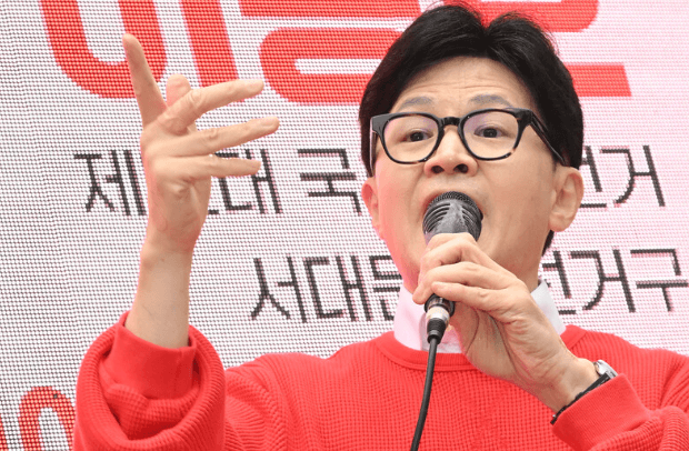 한동훈 비대위원장의 자영업자 육아휴직 공약 논란
